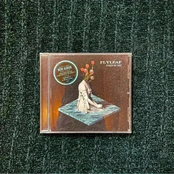 Vintage CD Between the Stars by Flyleaf (CD, 2014) - Picture 1 of 3